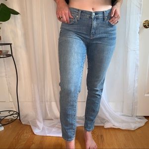 Straight Cut Gap Jeans